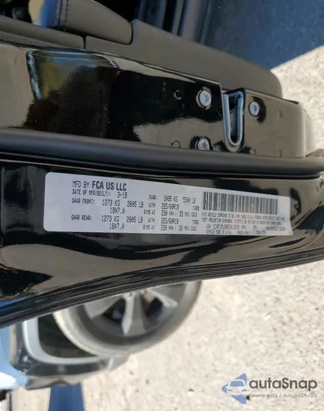 2019 Jeep Cherokee Latitude Plus from USA, damaged, VIN 1C4PJMLB8KD415076